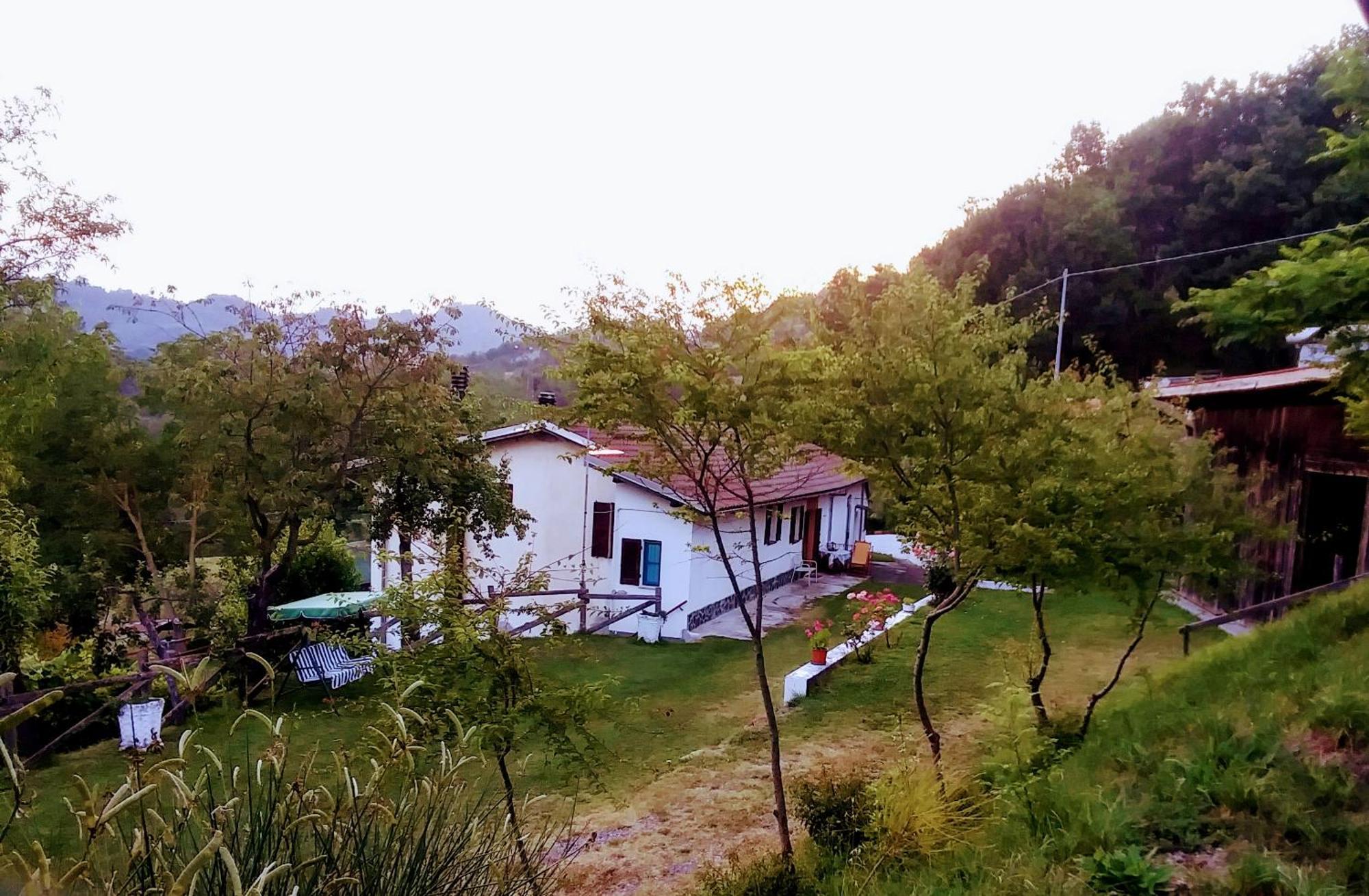 B&B La Casa Del Daino Millesimo Exterior foto