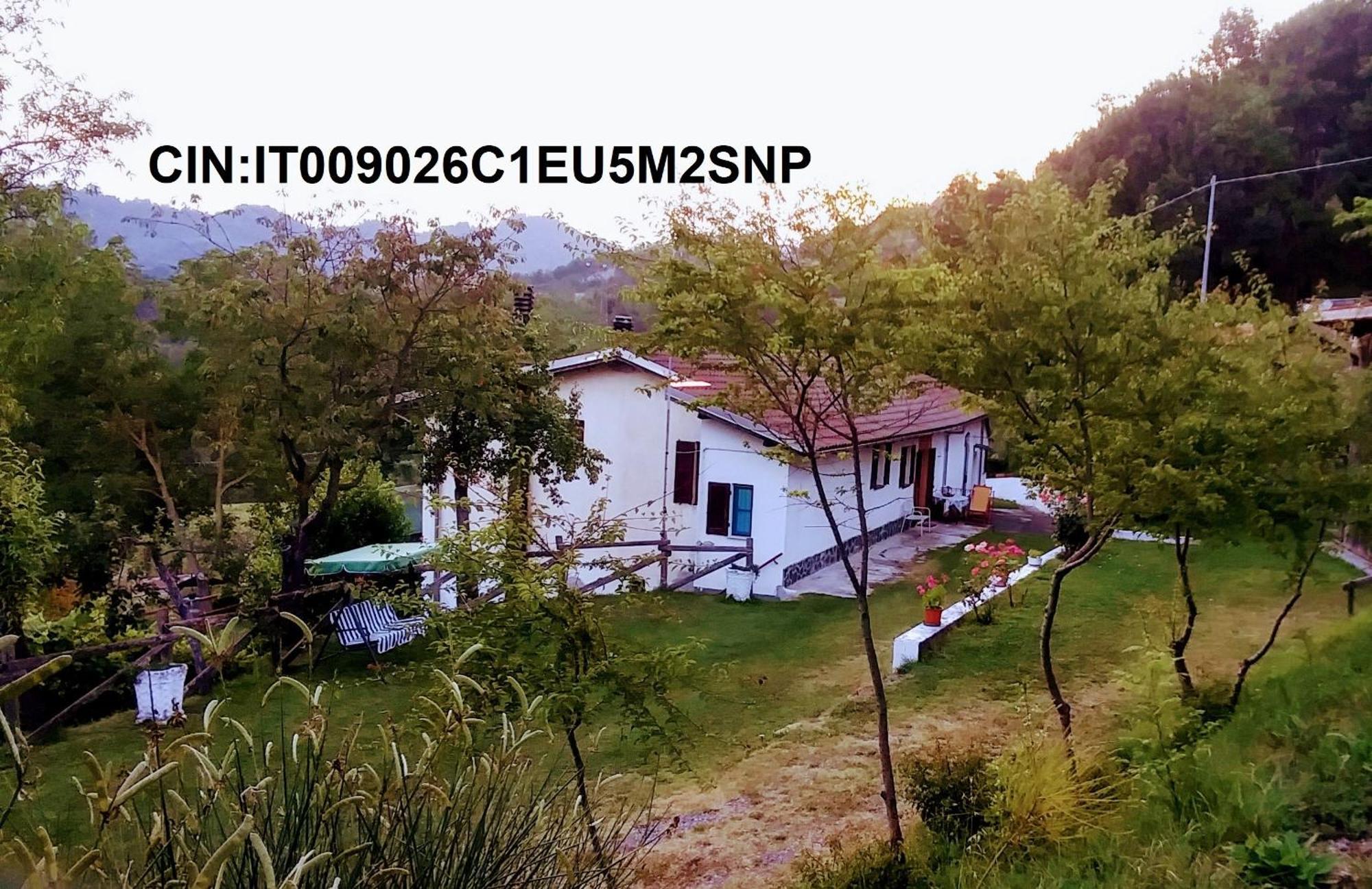 B&B La Casa Del Daino Millesimo Exterior foto